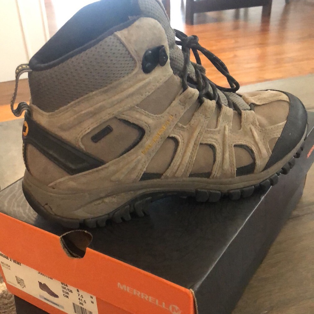 Brand new men’s merrell